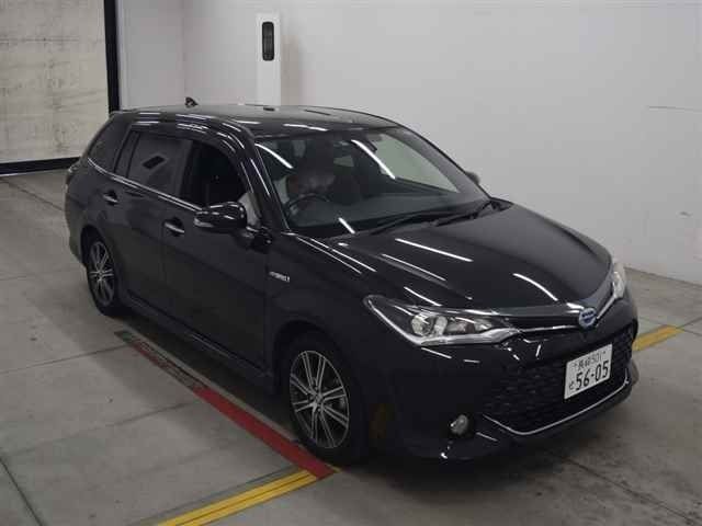 70056 TOYOTA COROLLA FIELDER NKE165G 2015 г. (MIRIVE Osaka)